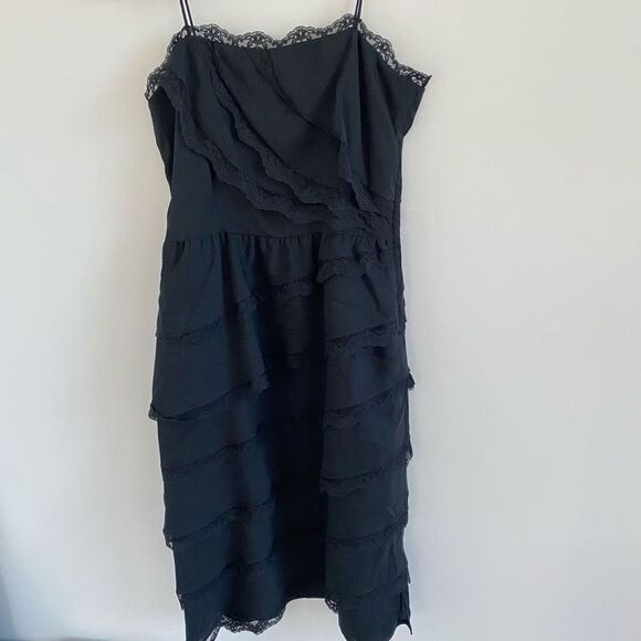 Vintage 60’s Neusteter’s Black Asymmetrical Tiered Lace Ruffle Dress - Picture 9 of 9